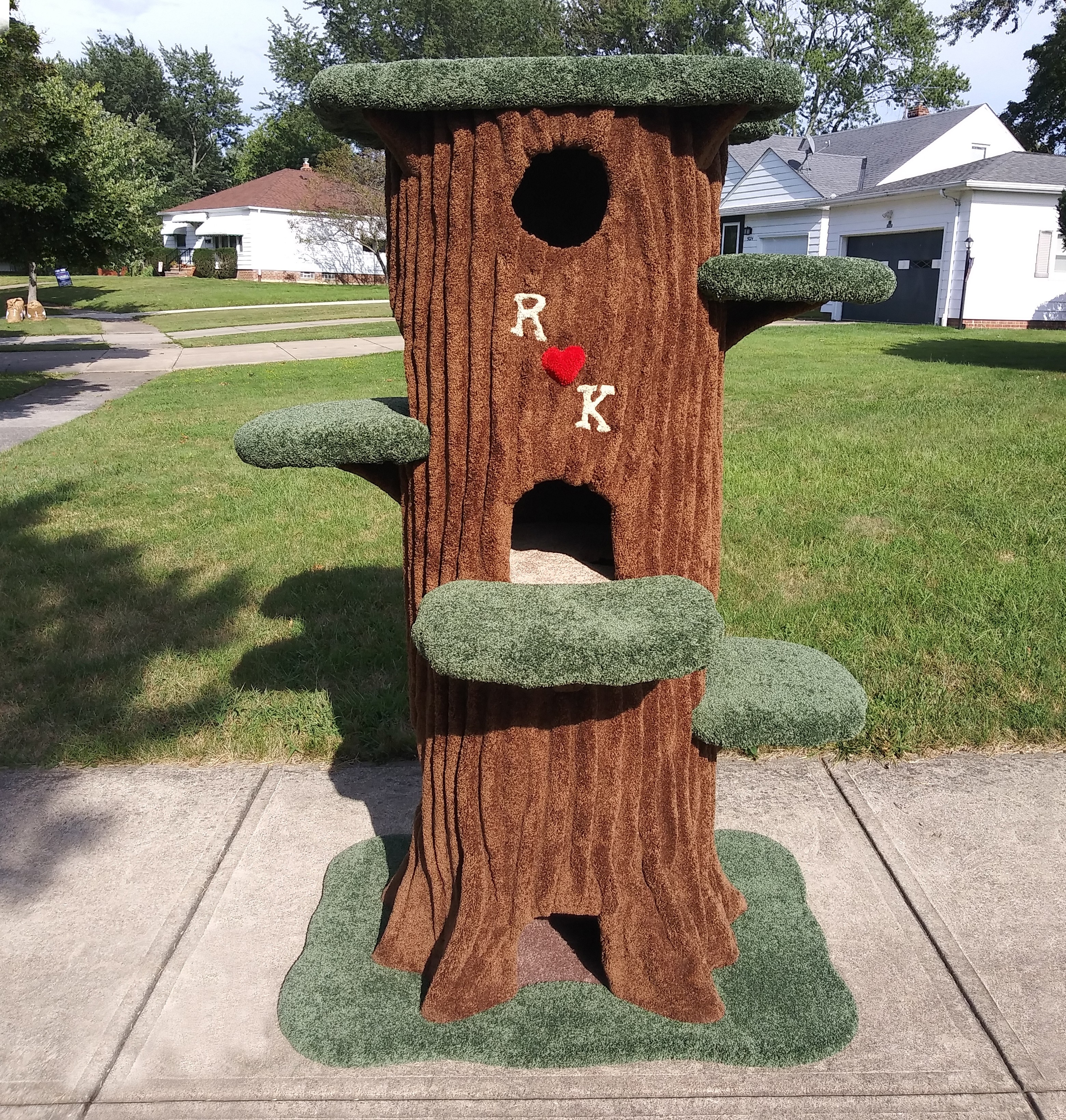 Purrwood Hide-out