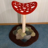 Mushroom Scratch Post Deluxe